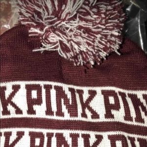 Beanie -Victoria Secret <pink> hoodie